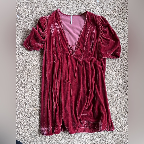 FREE PEOPLE velvet tunic size medium - Picture 1 of 6